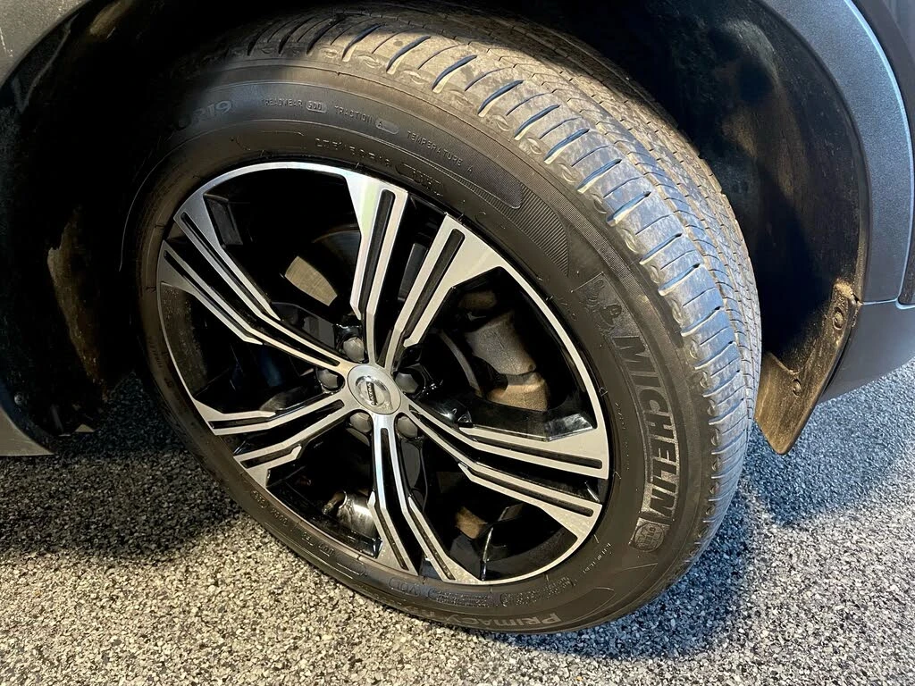 Volvo XC40 T5 Inscription AWD, снимка 7 - Автомобили и джипове - 53778519