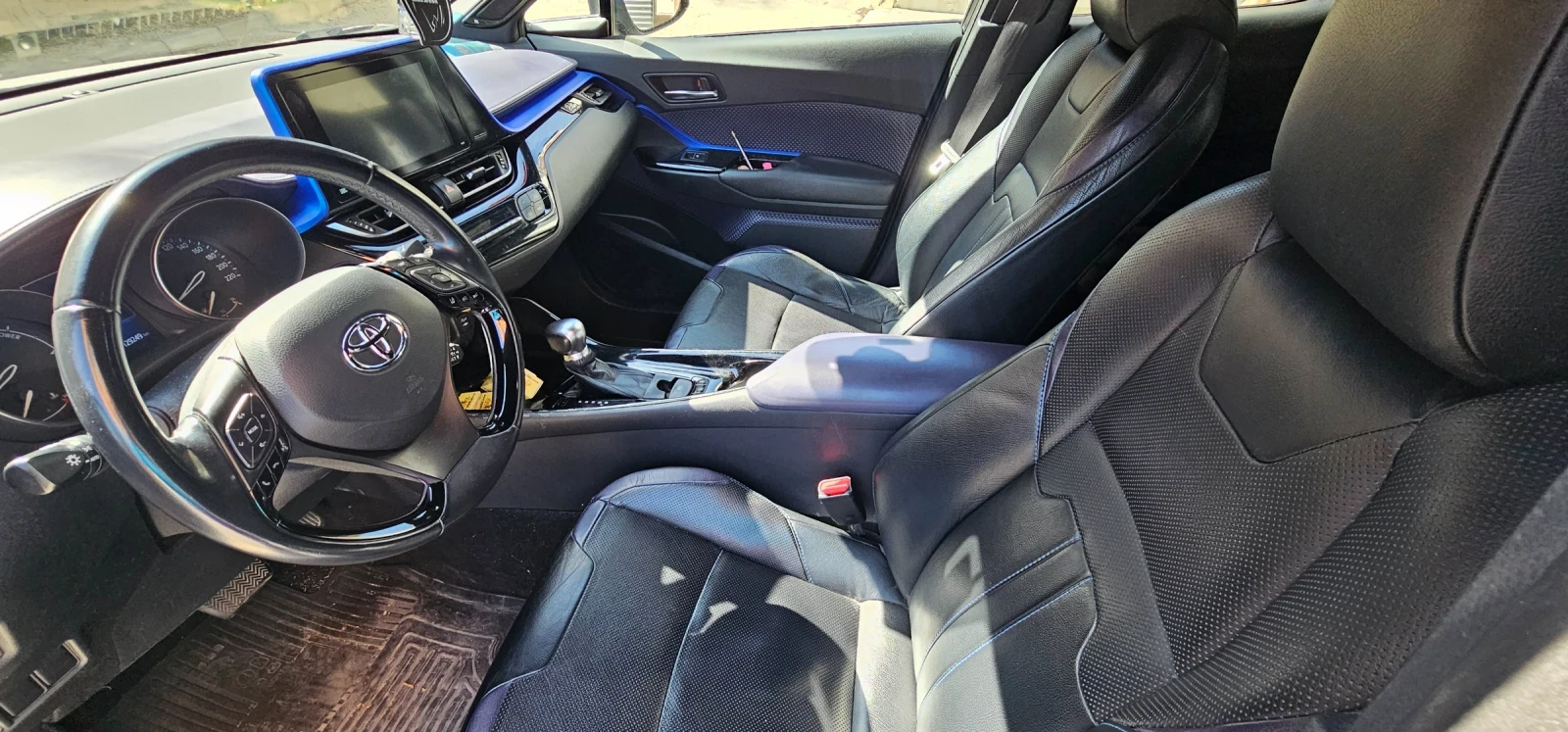 Toyota C-HR 1.8 HYBRID, LPG, LAUNCH EDITION, снимка 9 - Автомобили и джипове - 53962739