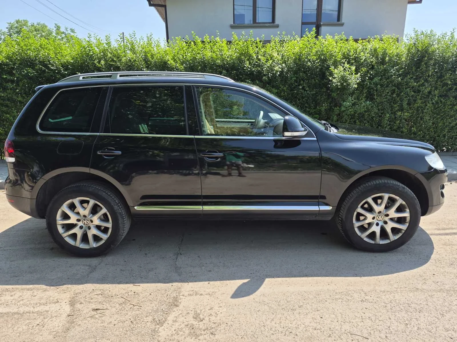 VW Touareg, снимка 3 - Автомобили и джипове - 54799296