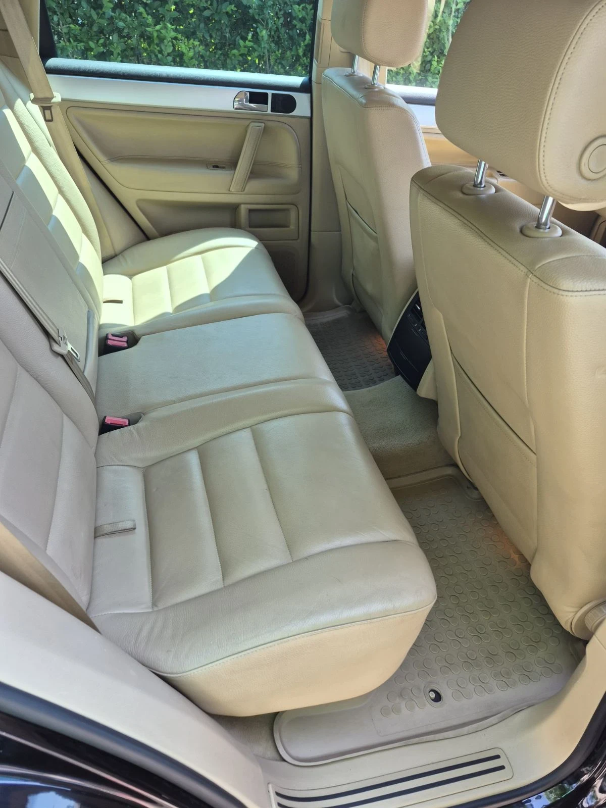 VW Touareg, снимка 5 - Автомобили и джипове - 54799296