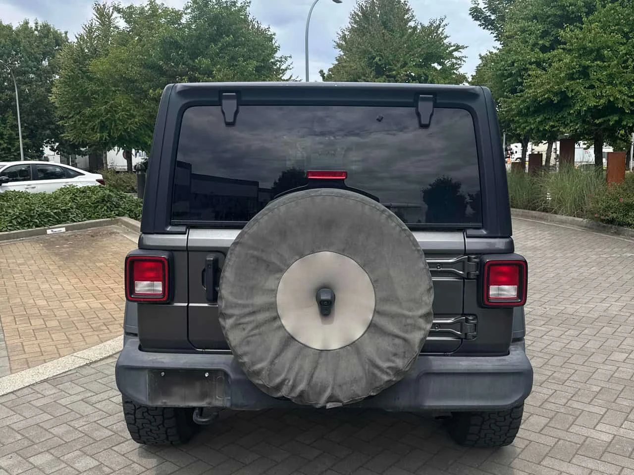 Jeep Wrangler * Unlimited Sport * CARFAX * ��� ������������ ���� | Mobile.bg � ����������� 4