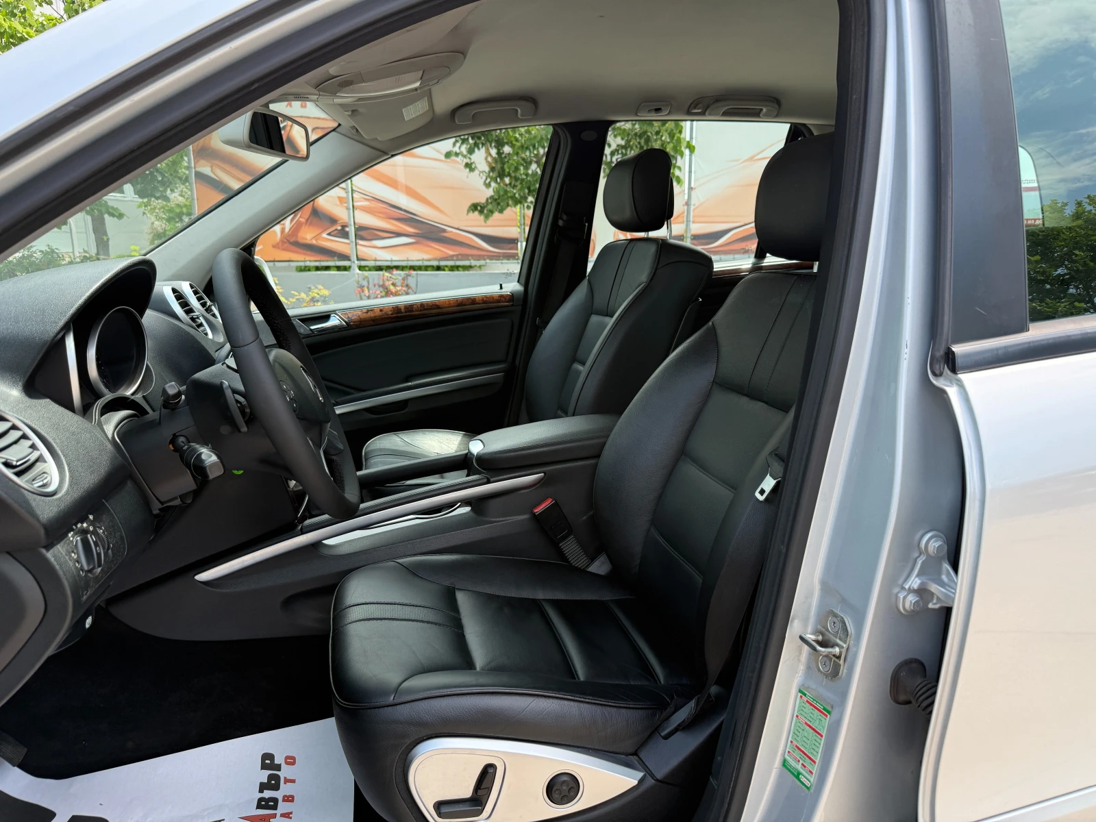 Mercedes-Benz ML 280 3.0d 190 к.с./4matic /ГАРАНЦИЯ, снимка 9 - Автомобили и джипове - 55011410
