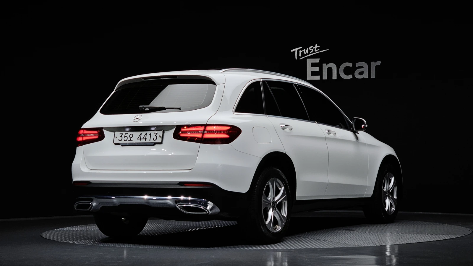 Mercedes-Benz GLC 220 BLIND SPOT* ЕЛ. БАГАЖНИК* ЛЮК* КРАЙНА ЦЕНА, снимка 2 - Автомобили и джипове - 55349852