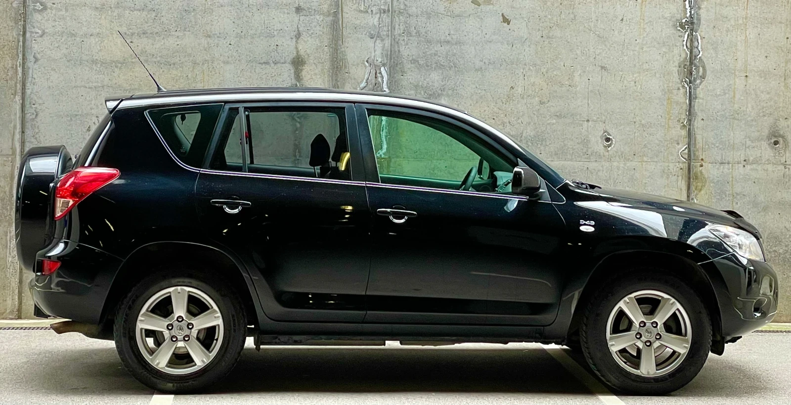 Toyota Rav4 D4D, снимка 8 - Автомобили и джипове - 55427262
