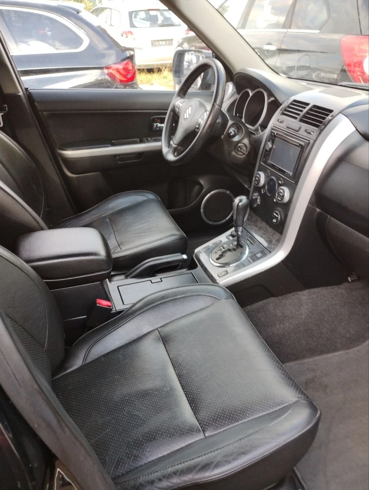 Suzuki Grand vitara 3.2 V6 AUTOMAT , снимка 16 - Автомобили и джипове - 56154355