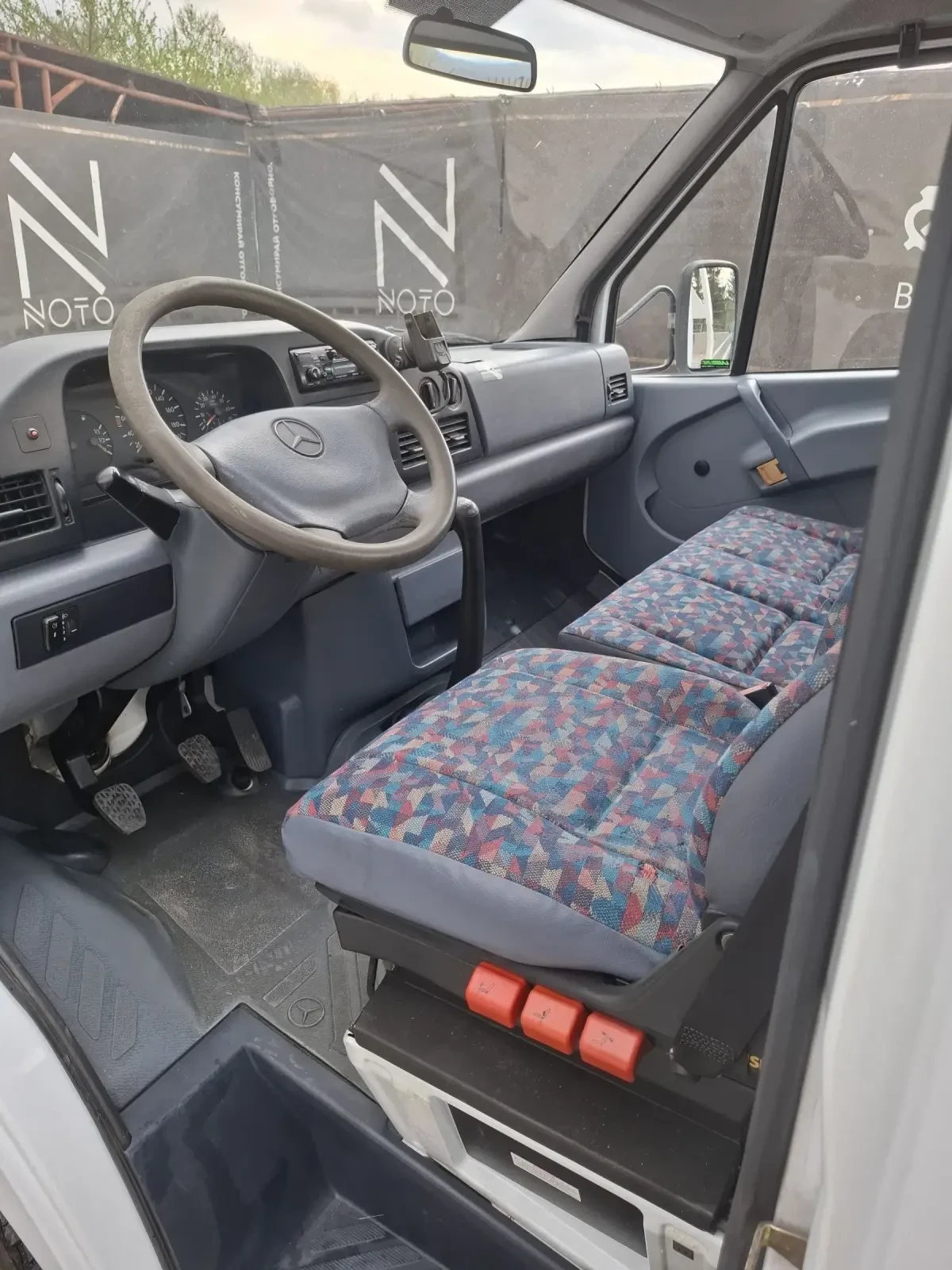 Mercedes-Benz 412 2.9TD 122�.� 4.60 �� 2.10 | Mobile.bg � ����������� 9