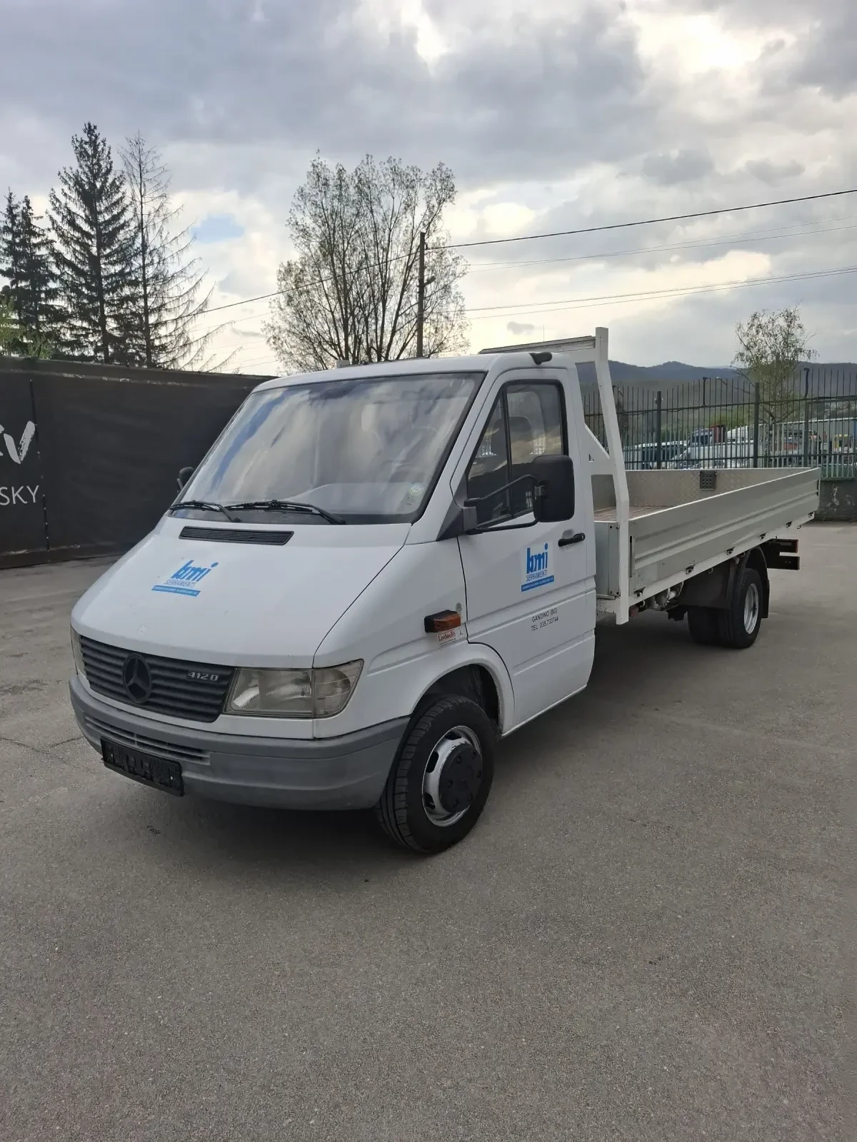 Mercedes-Benz 412 2.9TD 122к.с 4.60 на 2.10