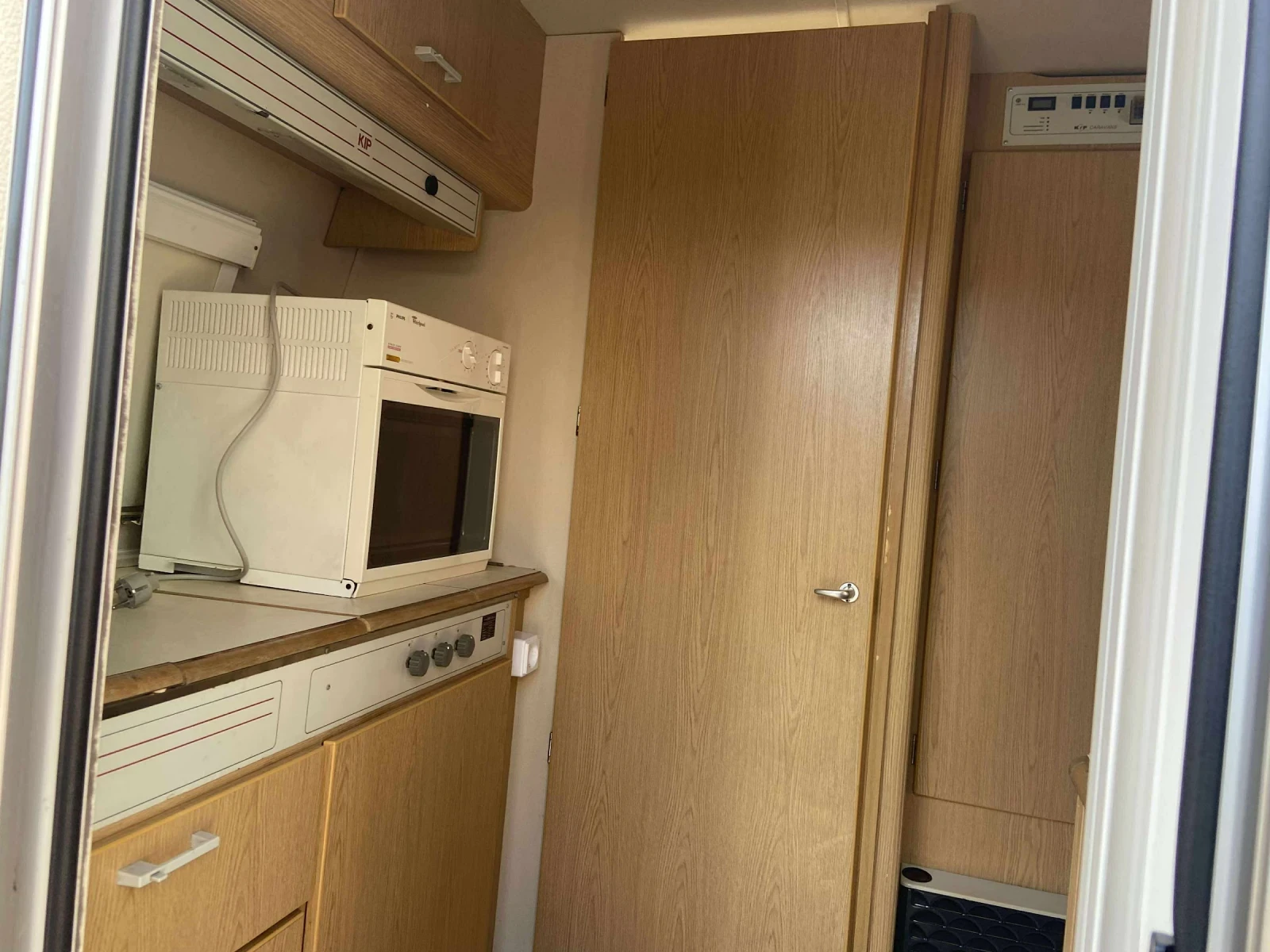 �������� KIP | Mobile.bg � ����������� 15