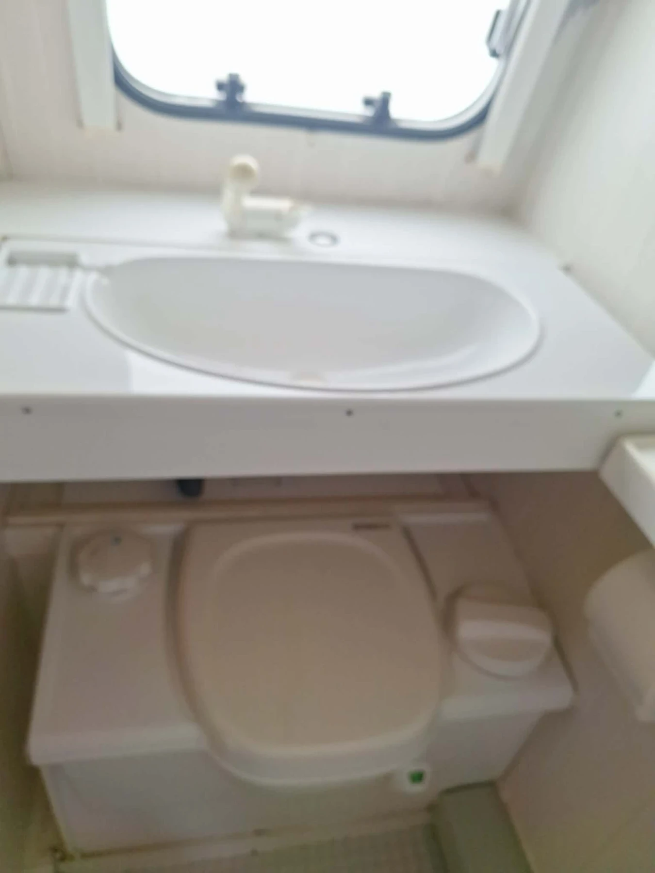 �������� KIP | Mobile.bg � ����������� 2