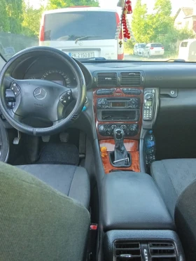 Mercedes-Benz C 220, снимка 6