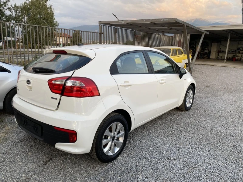 Kia Rio 1.1CRDI 85000KM, снимка 4 - Автомобили и джипове - 46355167