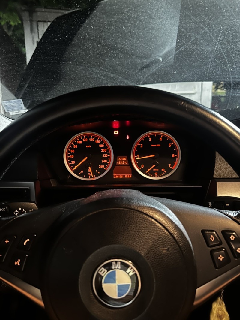 BMW 525, снимка 5 - Автомобили и джипове - 46130734