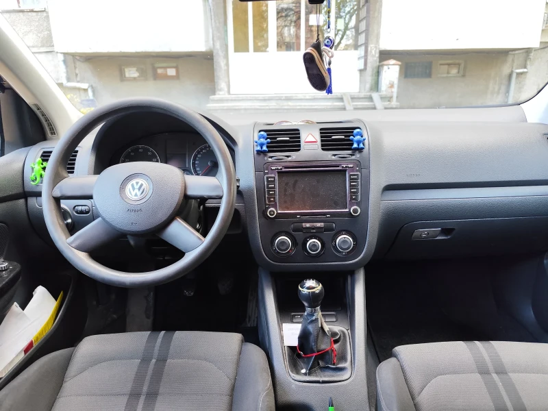 VW Golf, снимка 5 - Автомобили и джипове - 47990171