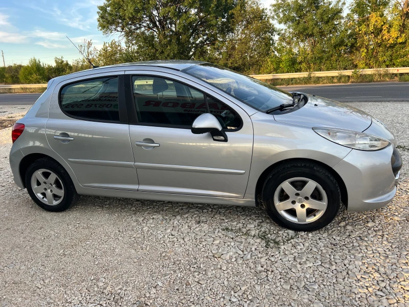 Peugeot 207 1.4i 16v-88p.s-5 vrati, снимка 8 - Автомобили и джипове - 51556773