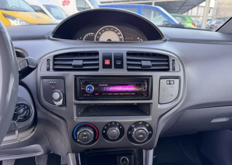 Hyundai Matrix 1.6i, снимка 9 - Автомобили и джипове - 51800637