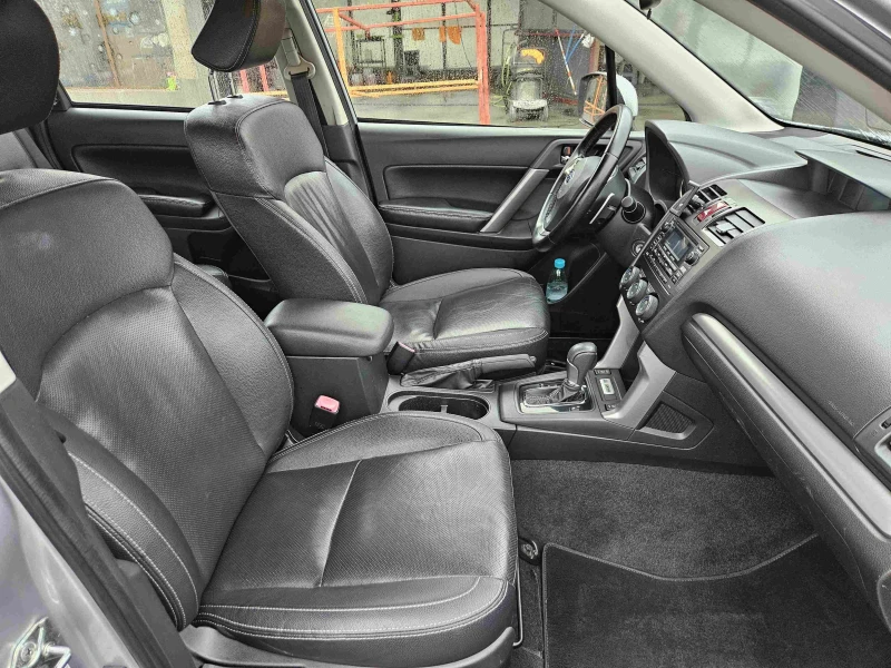 Subaru Forester XT 2.0 Turbo, снимка 10 - Автомобили и джипове - 52374833