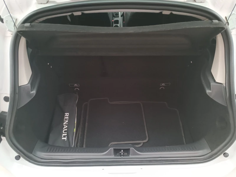 Renault Clio 1.2i ГАЗ, снимка 13 - Автомобили и джипове - 52168445