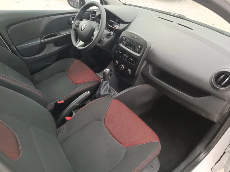 Renault Clio 1.2i ГАЗ, снимка 9 - Автомобили и джипове - 52168445