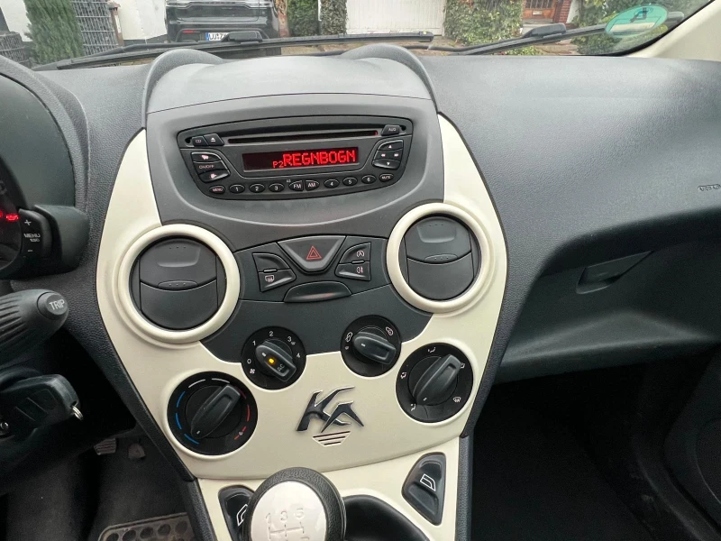 Ford Ka, снимка 10 - Автомобили и джипове - 52312273