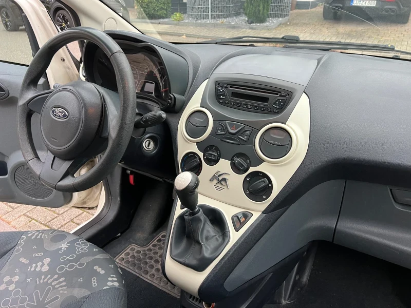 Ford Ka, снимка 8 - Автомобили и джипове - 52312273