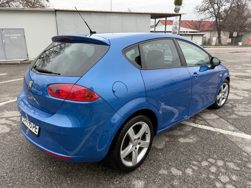 Seat Leon 1.6 TDI , снимка 3 - Автомобили и джипове - 53053911