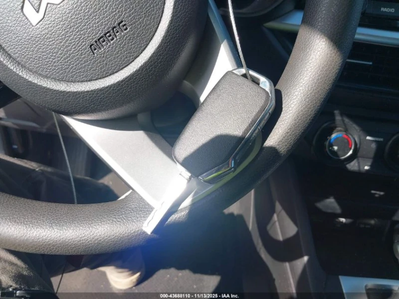 Kia Forte 2l Lx, снимка 11 - Автомобили и джипове - 53396264