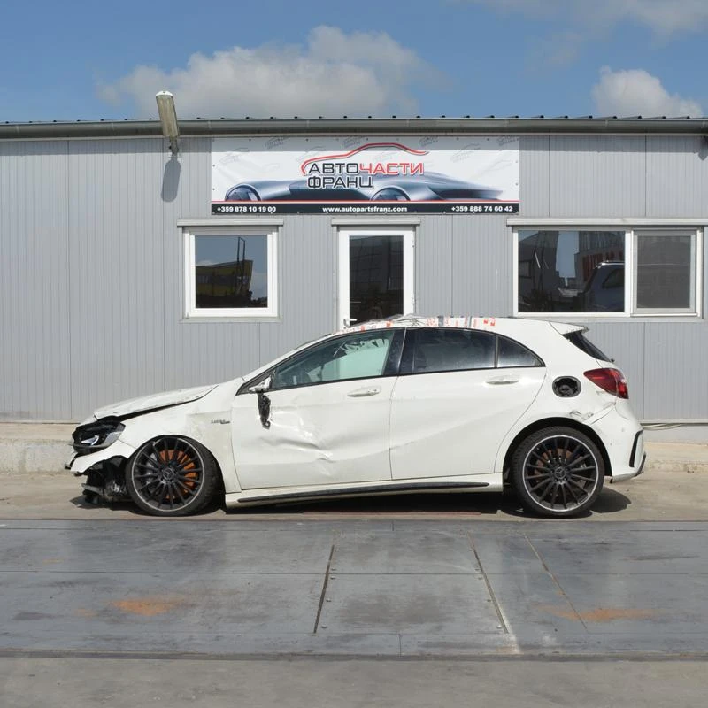 Mercedes-Benz A45 AMG W176, снимка 3 - Автомобили и джипове - 36713381