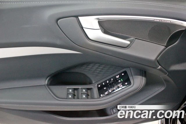 Audi A5, снимка 10 - Автомобили и джипове - 56081057