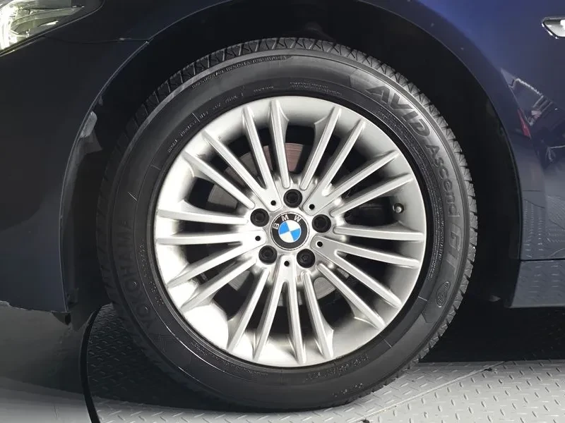 BMW 520 D xDRIVE| HEAD UP| �������| �����| ������� | Mobile.bg � ����������� 5