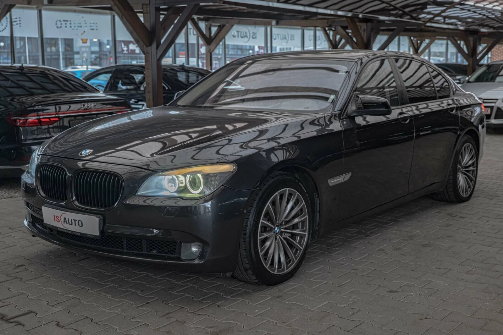 BMW 750 Distronic/HuD/Soft Close/Lane Assist/Обдухване/Кам, снимка 1