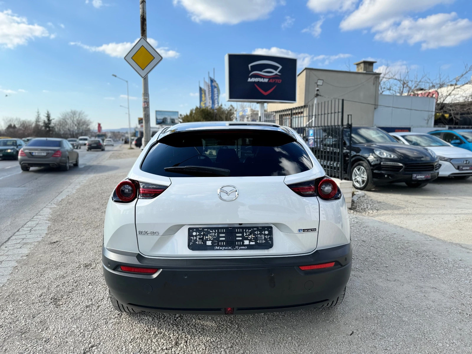 Mazda MX-30 ГАРАНЦИОНЕН*  - изображение 5