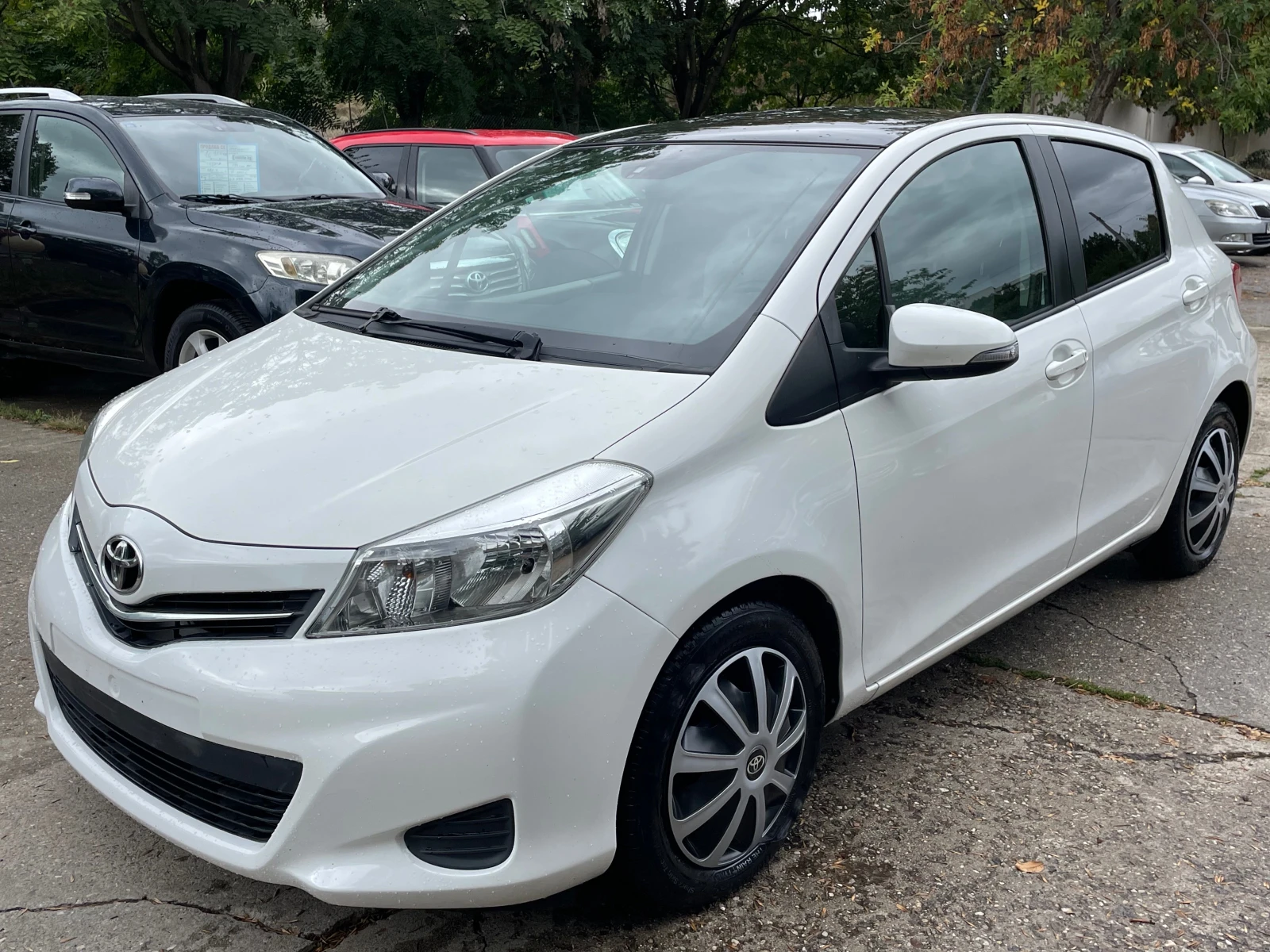 Toyota Yaris 1.4 всички екстри - [1] 