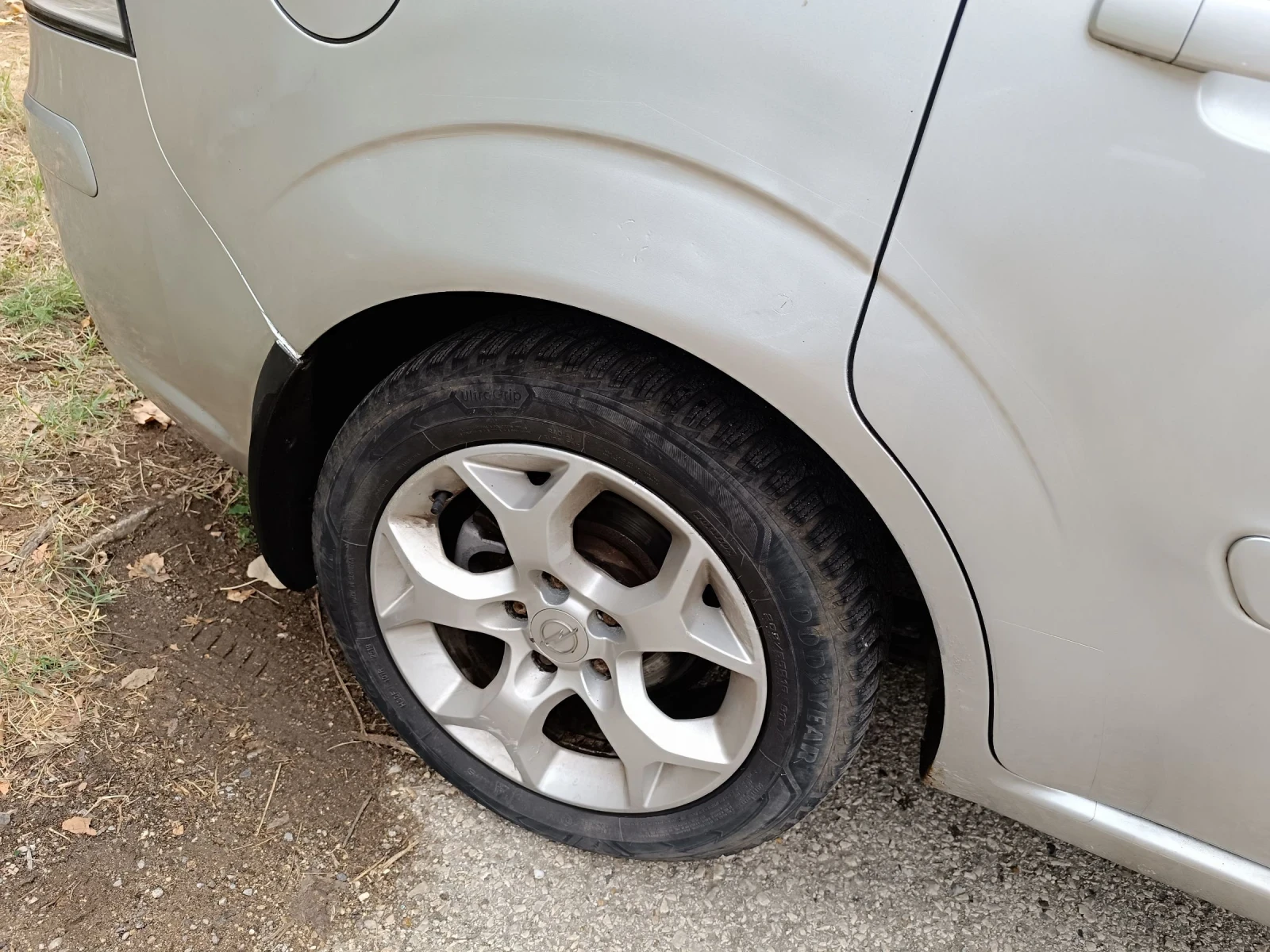 Opel Zafira  - изображение 8
