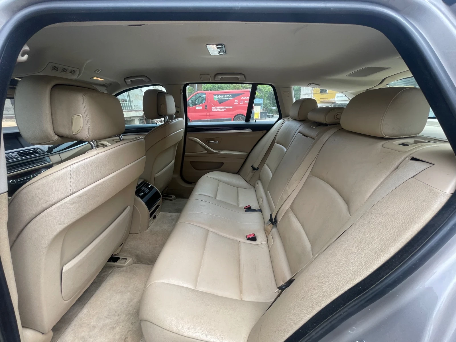 BMW 520 D Италия - изображение 9