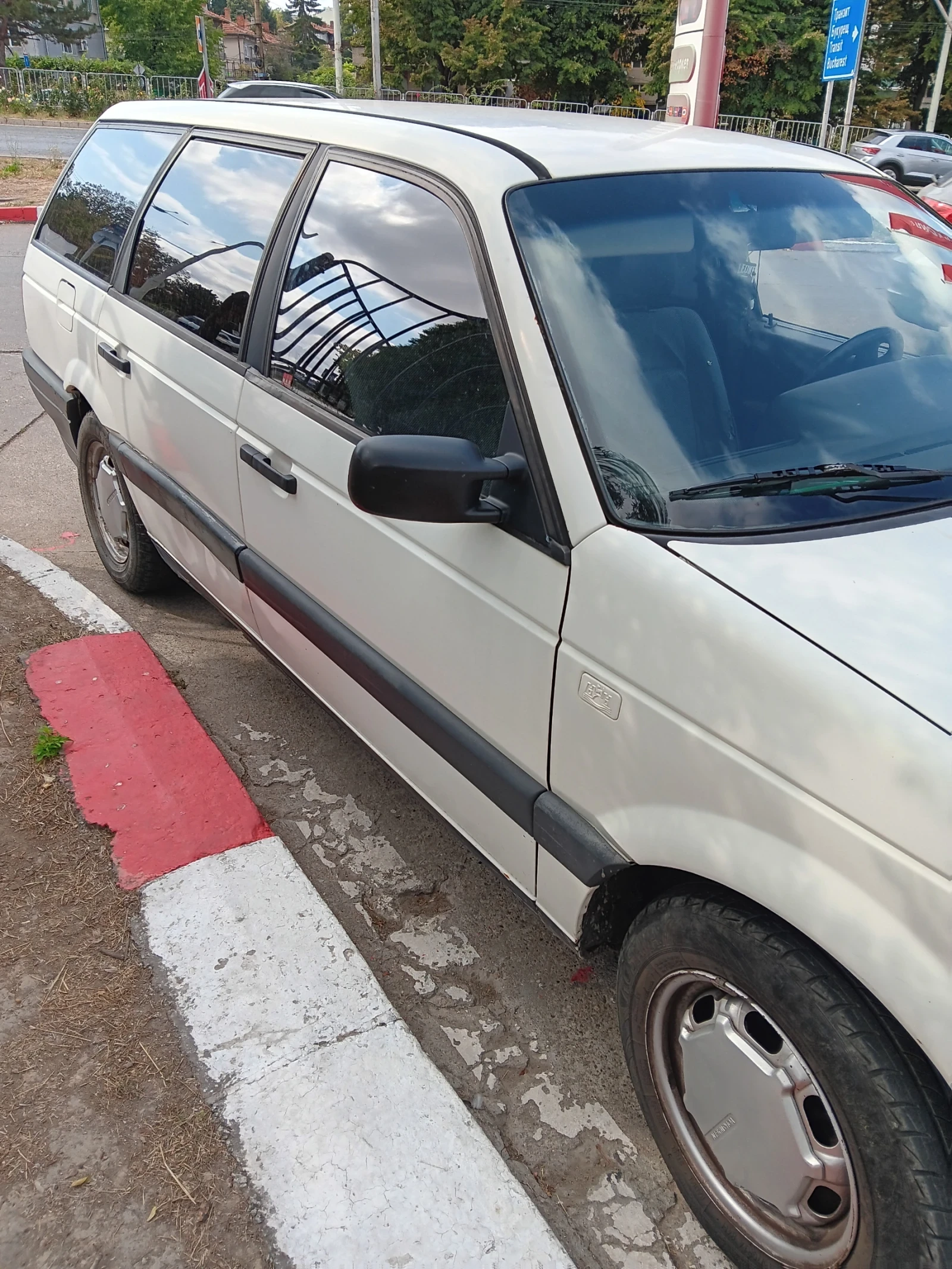 VW Passat Комби - изображение 2