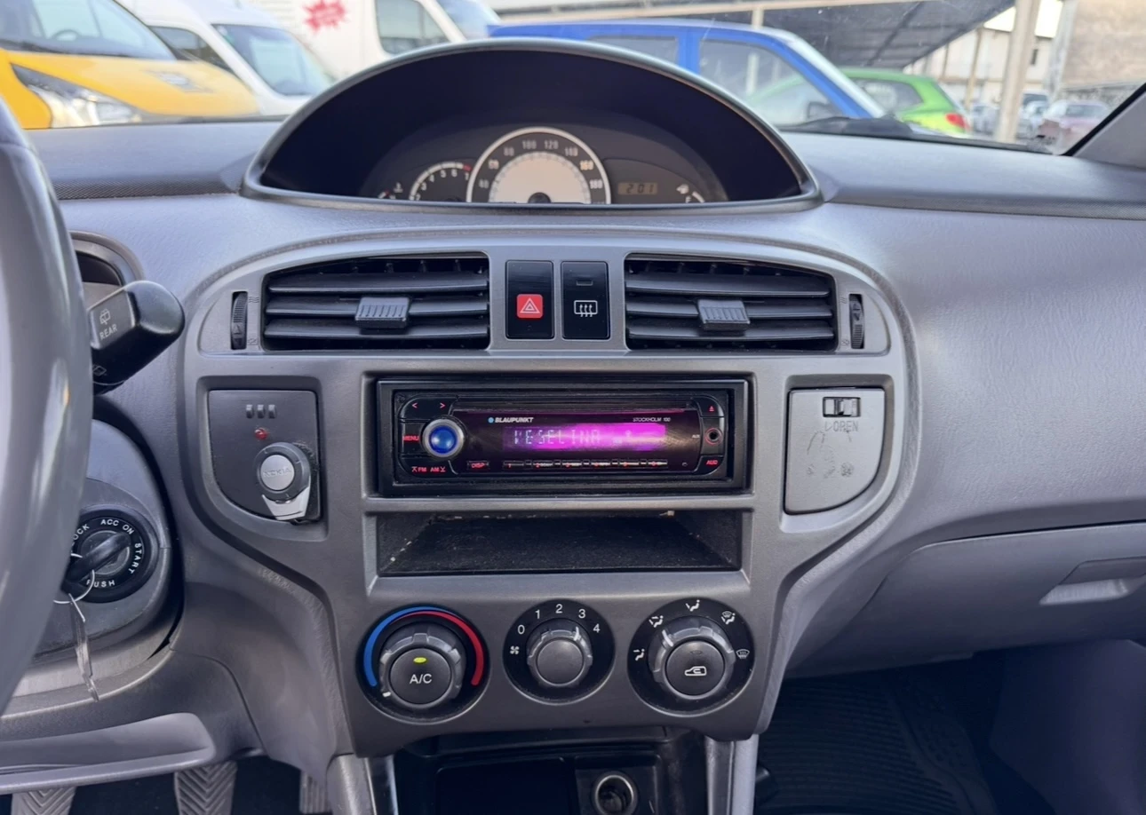 Hyundai Matrix 1.6i - изображение 9