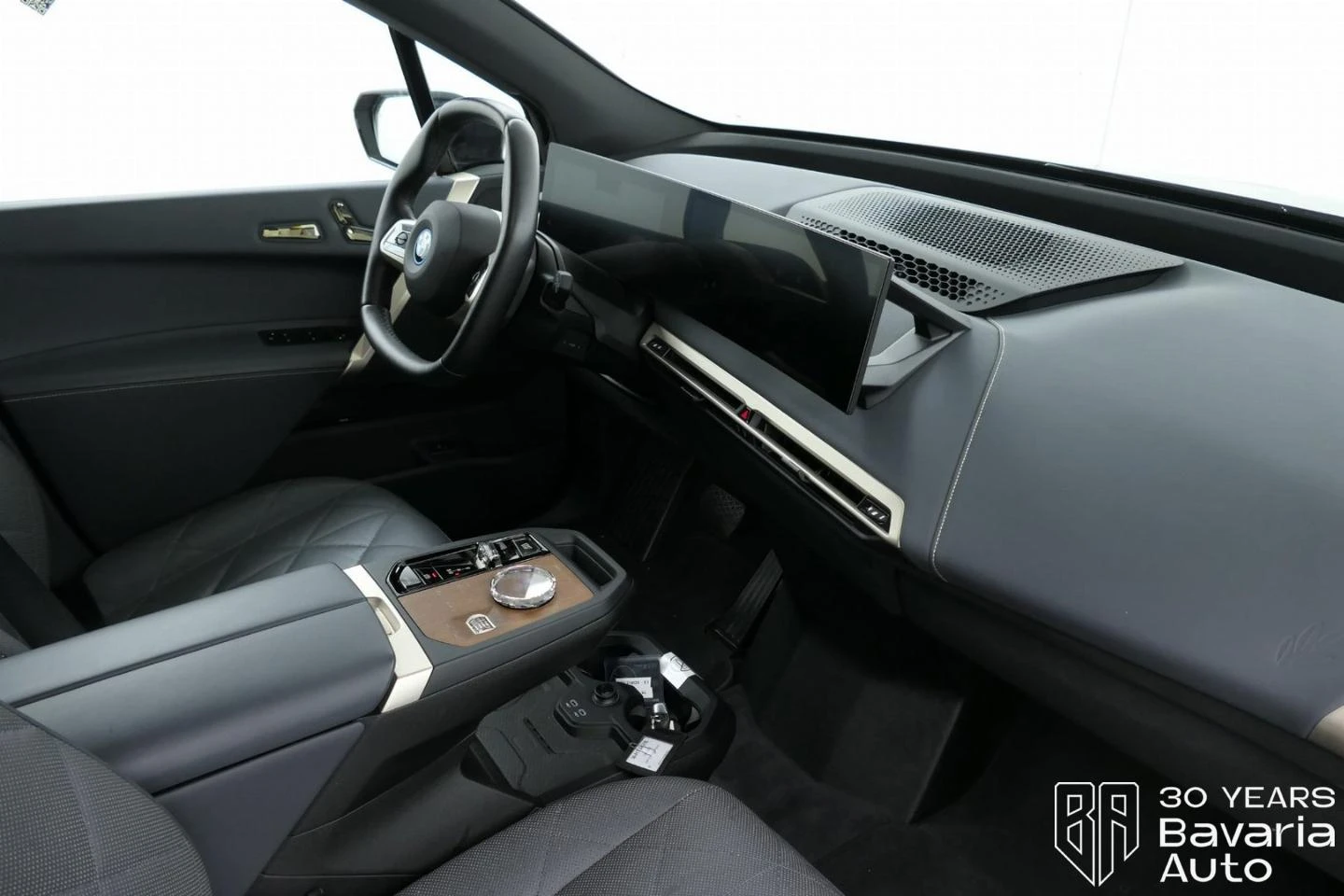 BMW iX 50 xDrive Sport - изображение 7