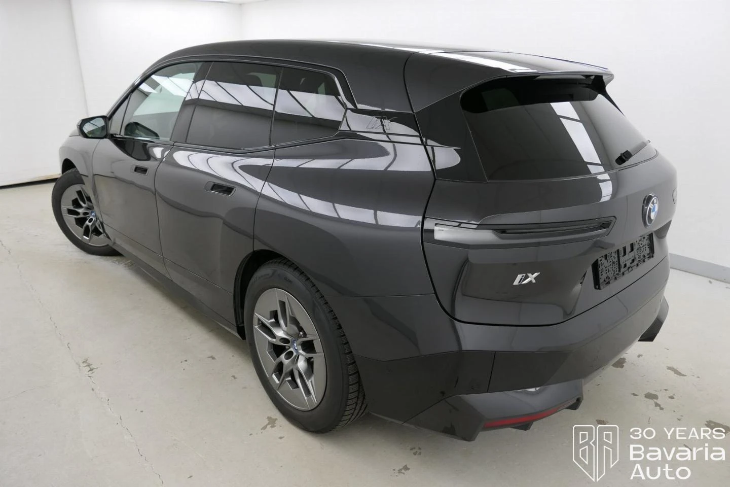 BMW iX 50 xDrive Sport - изображение 2