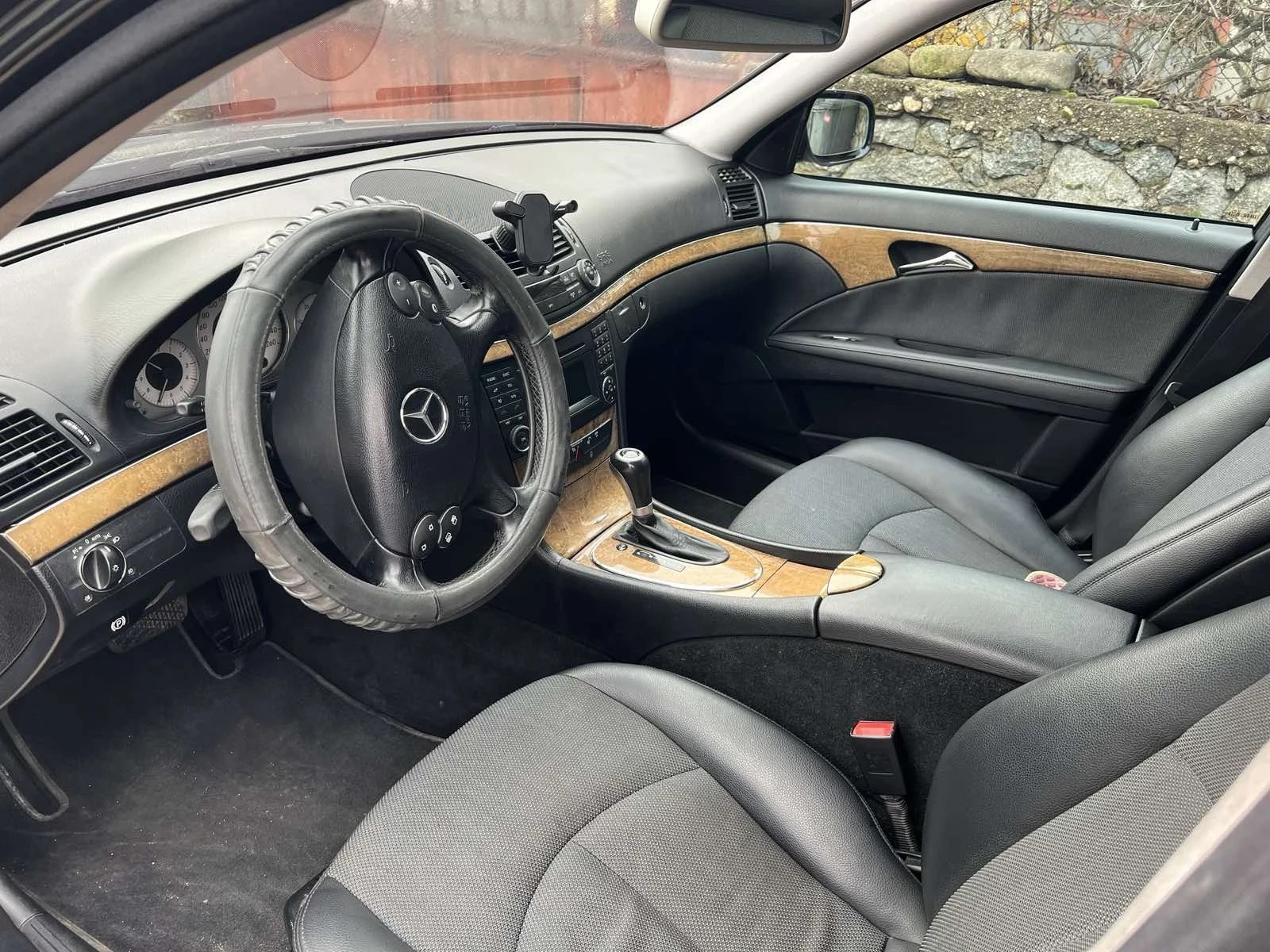 Mercedes-Benz E 220 220CDI. 170kc. AUTOMATIC  - изображение 8