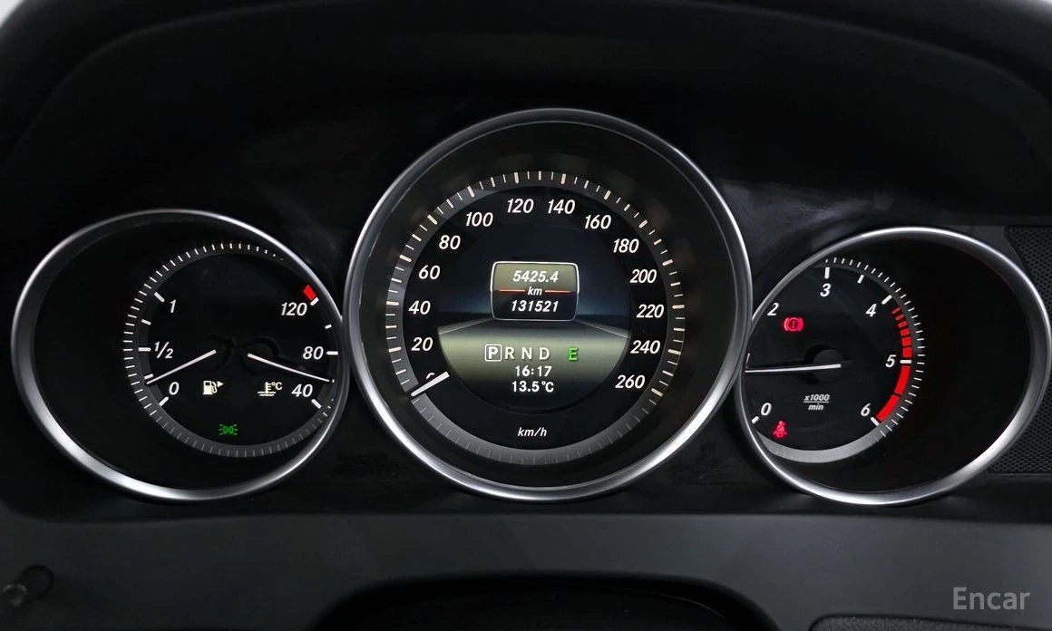 Mercedes-Benz C 220  - изображение 8