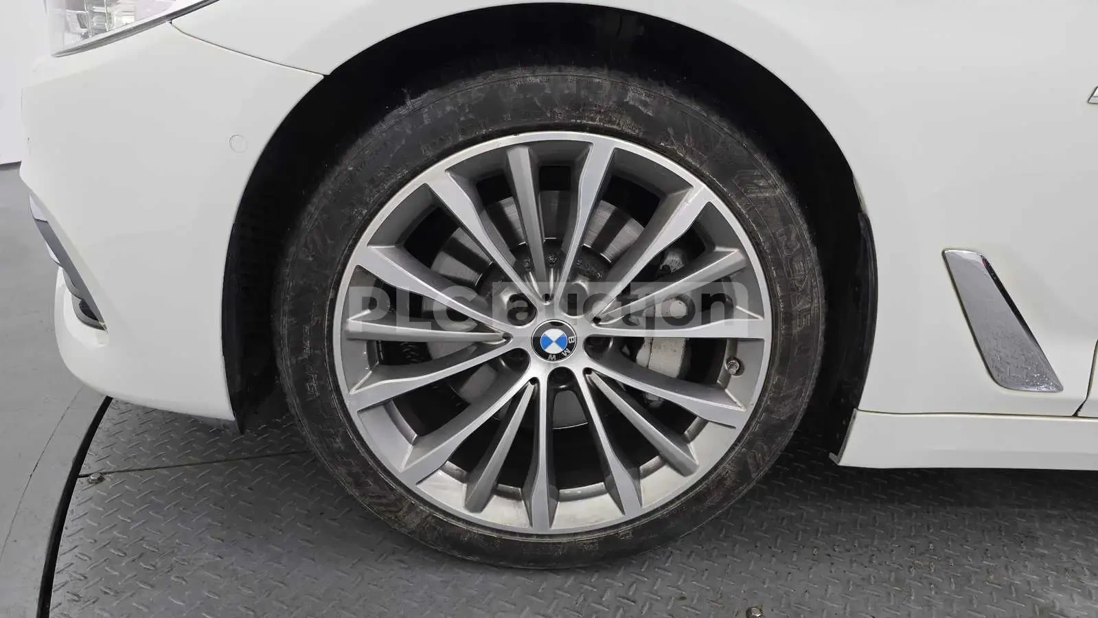 BMW 540 * XDRIVE * DISTRONIC * FULL, снимка 5 - Автомобили и джипове - 54290436