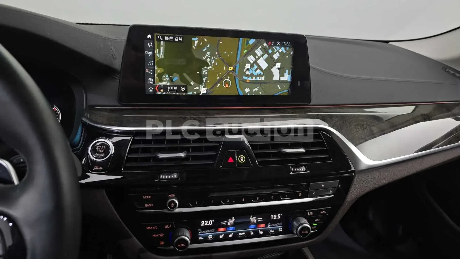 BMW 540 * XDRIVE * DISTRONIC * FULL, снимка 14 - Автомобили и джипове - 54290436