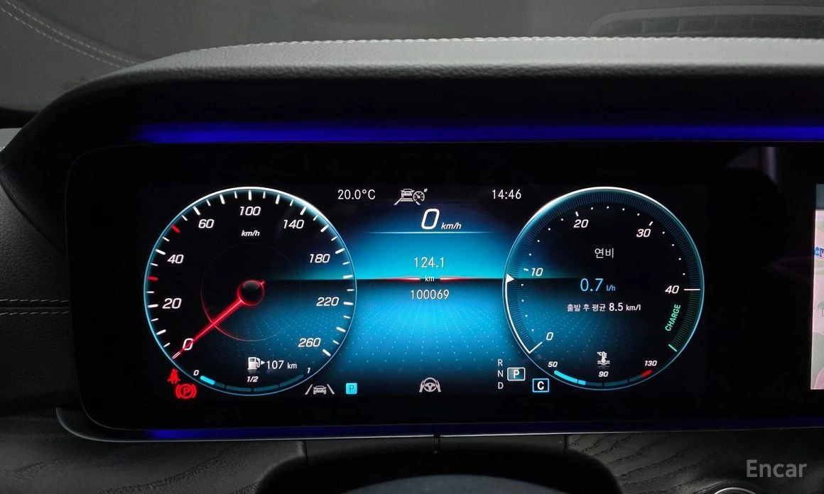 Mercedes-Benz C 220, снимка 8 - Автомобили и джипове - 54412649