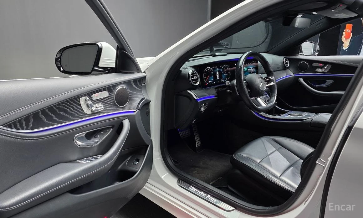 Mercedes-Benz C 220, снимка 10 - Автомобили и джипове - 54412649
