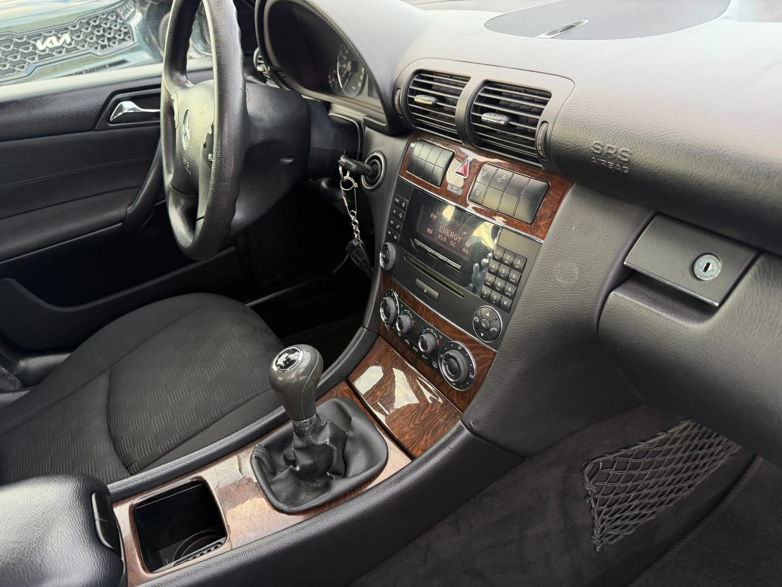 Mercedes-Benz C 180 1.8 KOMPRESSOR, снимка 16 - Автомобили и джипове - 54598234