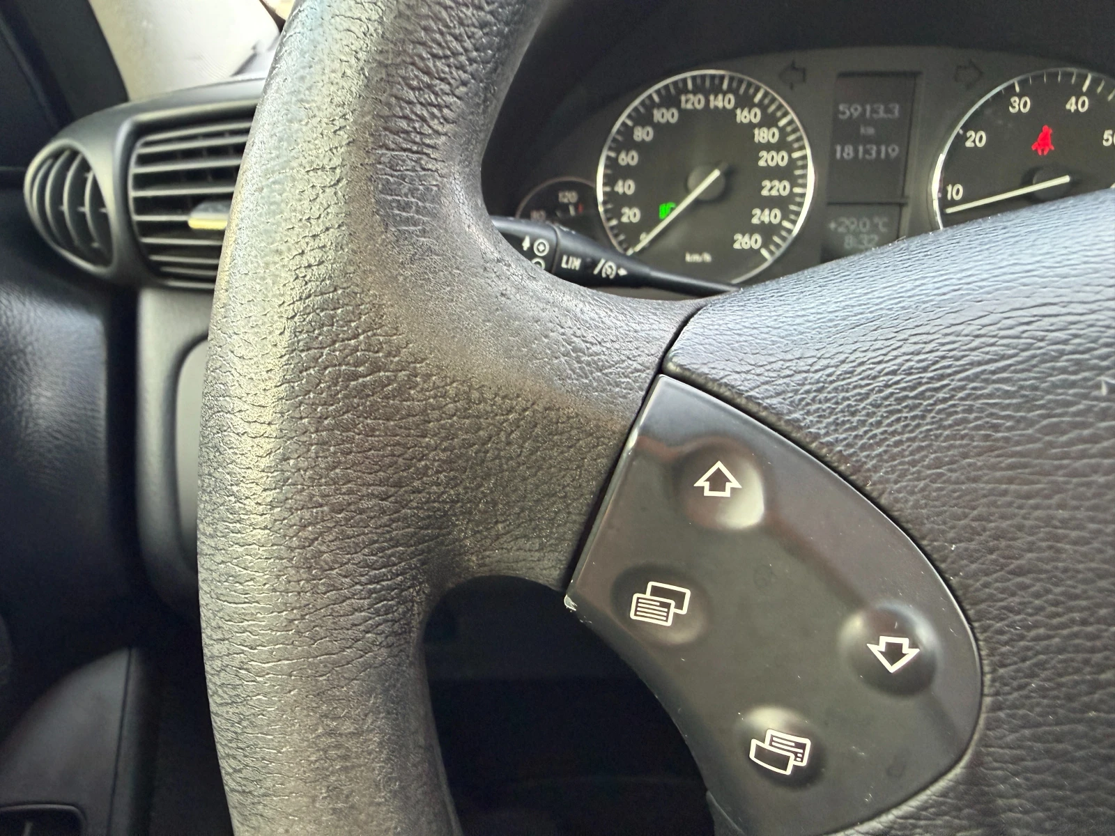 Mercedes-Benz C 180 1.8 KOMPRESSOR, снимка 8 - Автомобили и джипове - 54598234