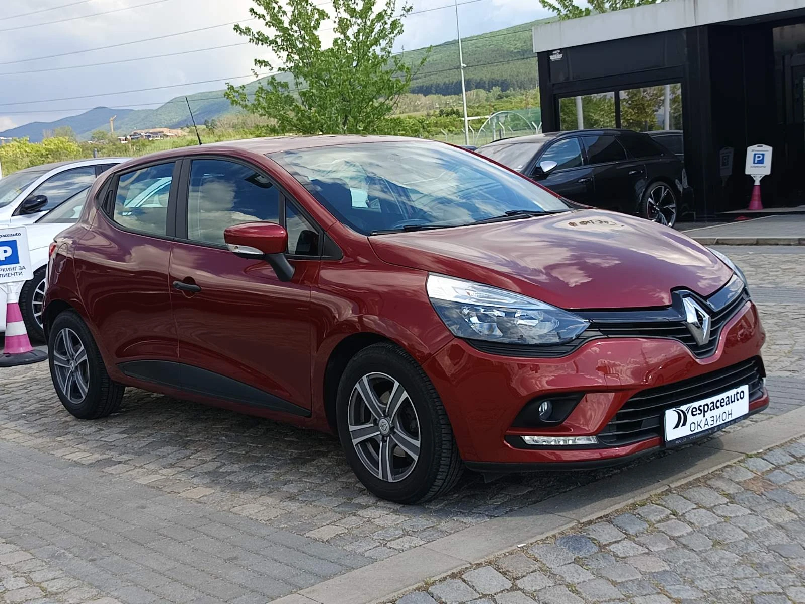 Renault Clio 1.2 16V/ 73к.с., снимка 3 - Автомобили и джипове - 54621441