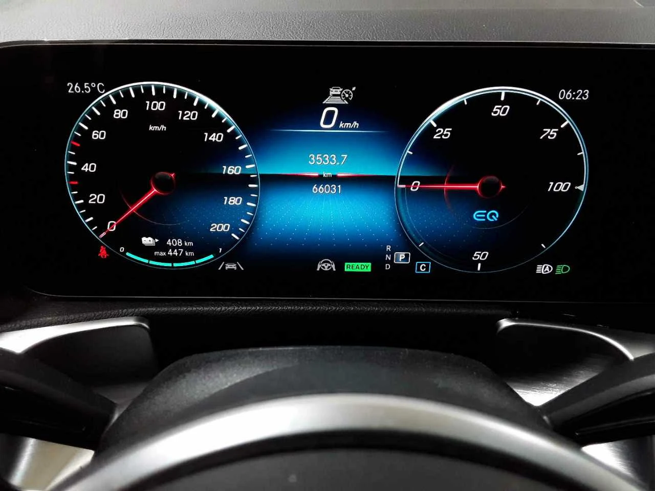 Mercedes-Benz EQB 250 Progressive Advanced, снимка 5 - Автомобили и джипове - 55059804