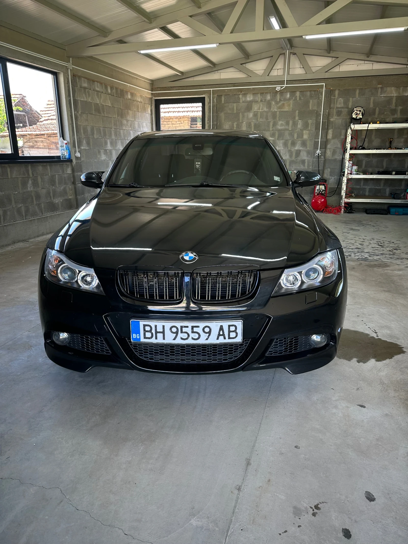 BMW 330