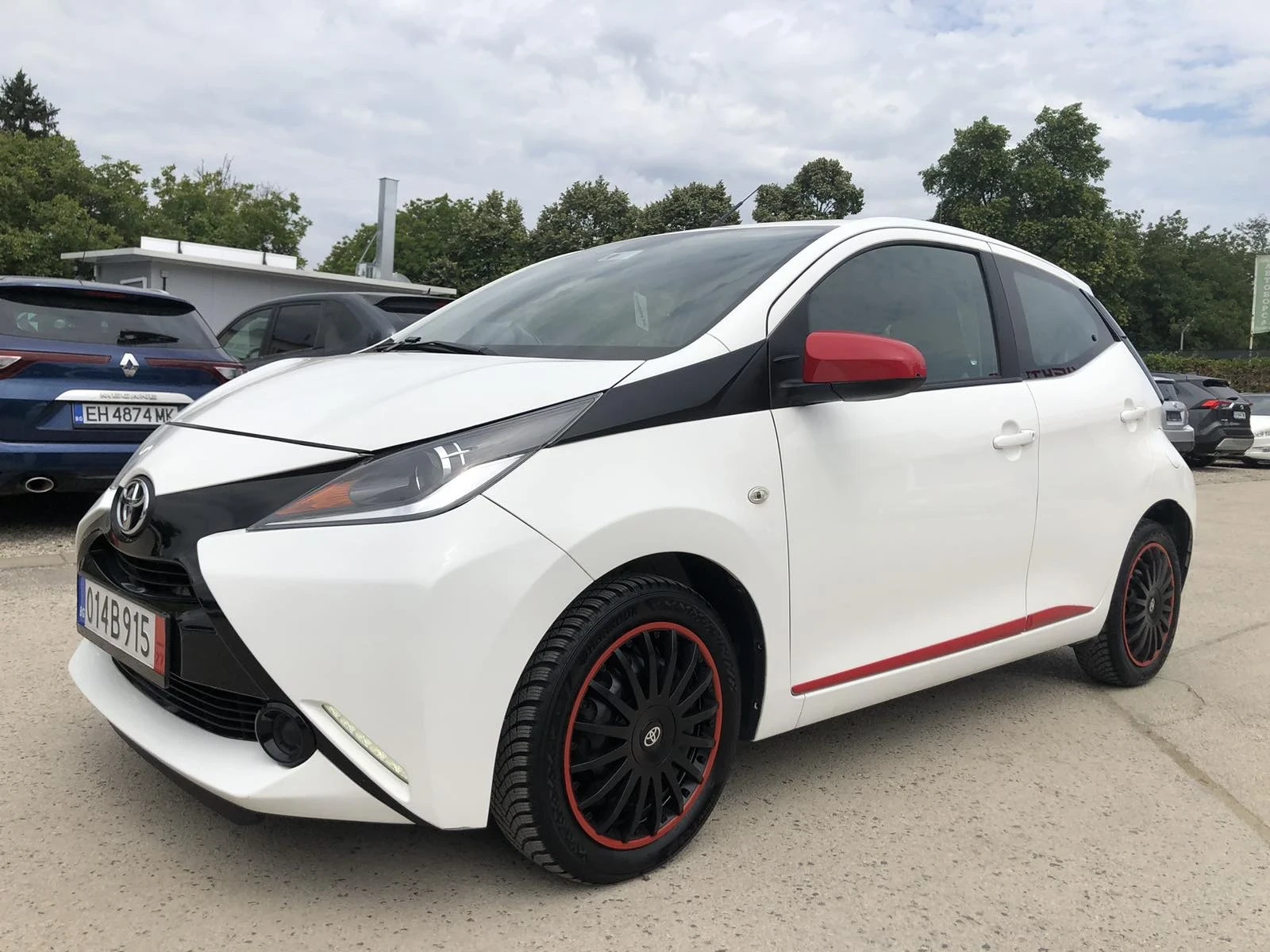 Toyota Aygo АВТОМАТИК КАМЕРА 63х.км, снимка 3 - Автомобили и джипове - 55411134